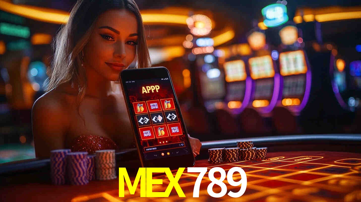 Escena dinámica inspirada en casino con iluminación MEX789, cartas, fichas e íconos de juegos digitales en un espacio moderno de juegos.